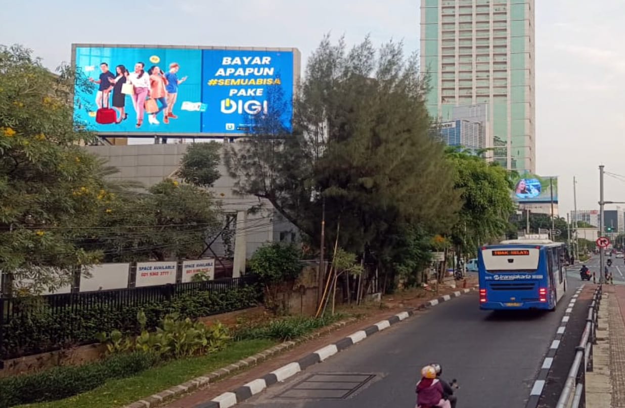 DOOH Placement Bank BJB 5 BJB billboard2